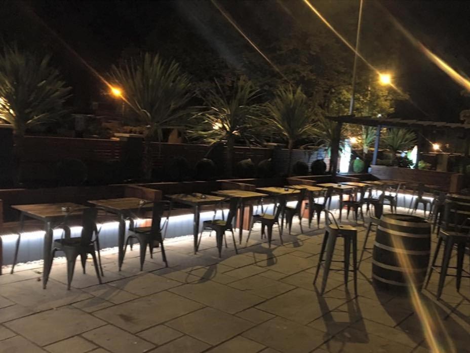 Oxgang Kitchen Bar & Rooms Grangemouth Bagian luar foto